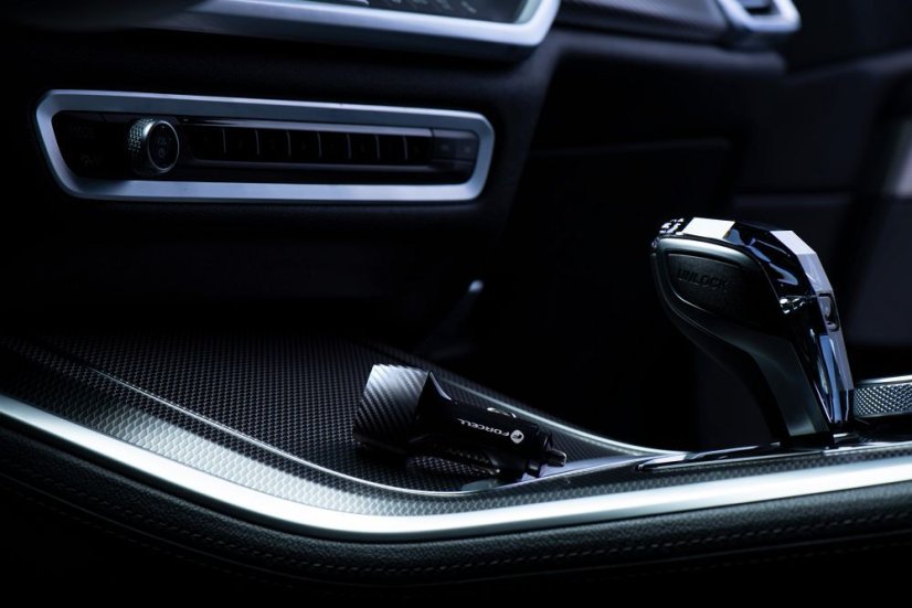 Tok Nabíjačka auta Car Charger Forcell F-Energy Carbon USB A Qc3.0 Pd 3A 38W With Cable USB C Cc50-1Ac Black