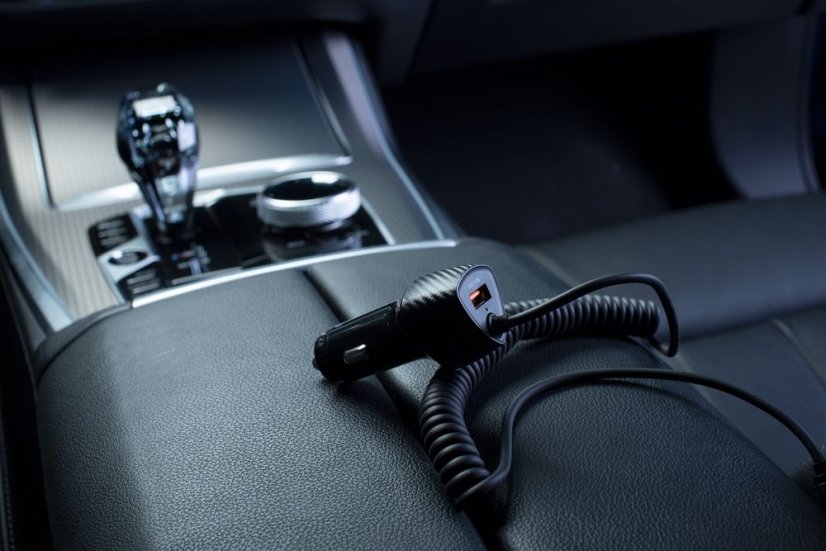 Tok Nabíjačka auta Car Charger Forcell F-Energy Carbon USB A Qc3.0 Pd 3A 38W With Cable USB C Cc50-1Ac Black