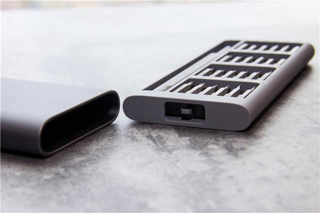 Kiváló minőségű alumínium szerszámkészlet - 24in1