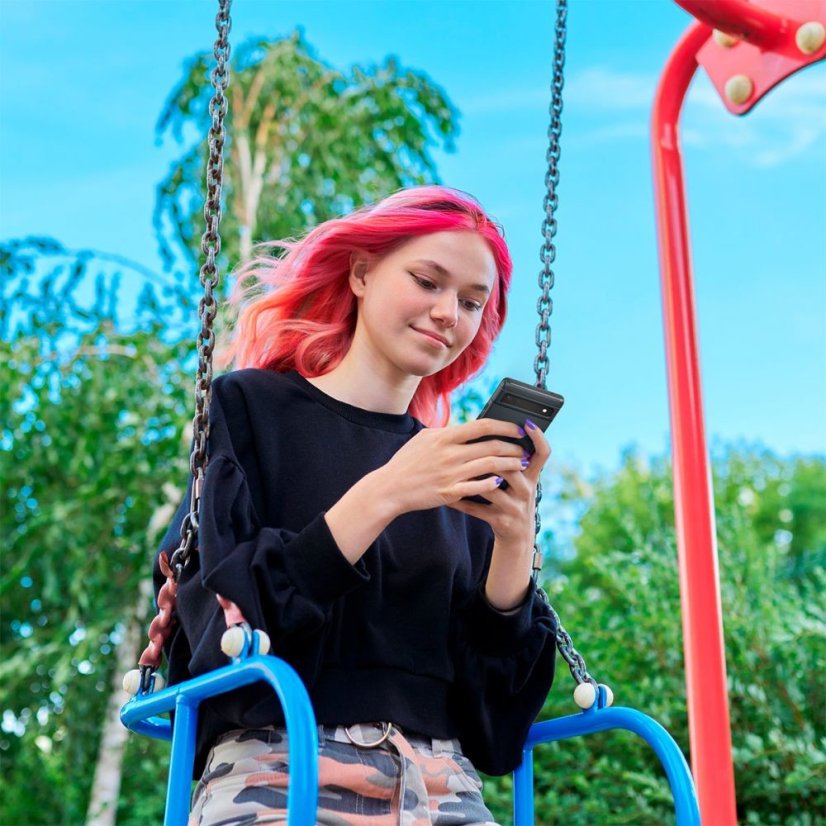 Kryt Spigen Thin Fit Google Pixel 6a black