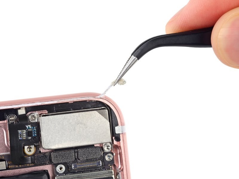 iPhone 11 - Tesnenie (lepenie) pod displej / Screen adhesive tape