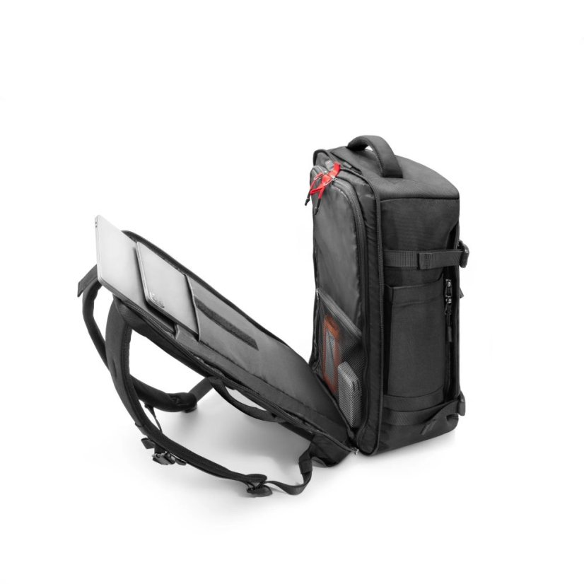 Tech-Protect Defender S40 utazási laptop hátizsák 40L Black