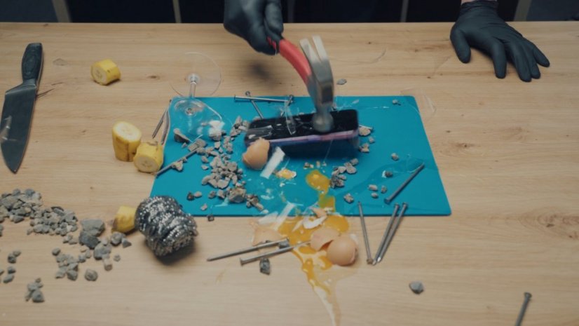 3PACK - Ochranné sklo + Crystal Air kryt s MagSafe + ochranné sklíčko kamery pre iPhone 15 Pro