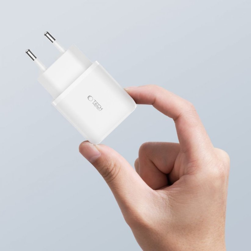 Nabíjačka do siete Tech-Protect C20W 2-Port Network Charger PD20W/QC3.0 + Type-C Cable White