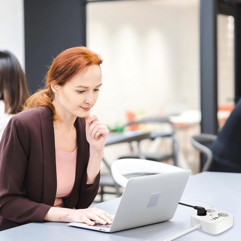 Tech-Protect Pcs3X4 Power Strip 2 Usb & 2 Type-C & 3 aljzat 200cm White